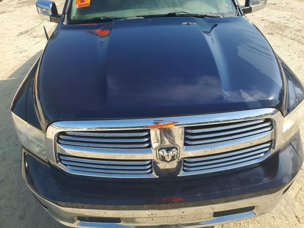 2013 RAM 1500 SLT