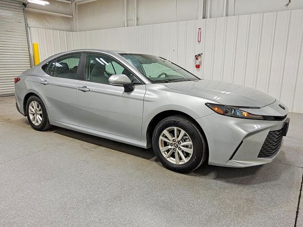 2026 TOYOTA CAMRY