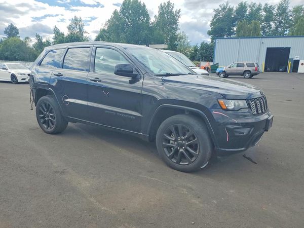 2019 JEEP GRAND CHEROKEE LAREDO 4X4