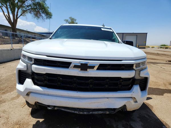 2025 CHEVROLET SILVERADO RST