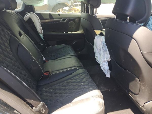 2023 GENESIS G80