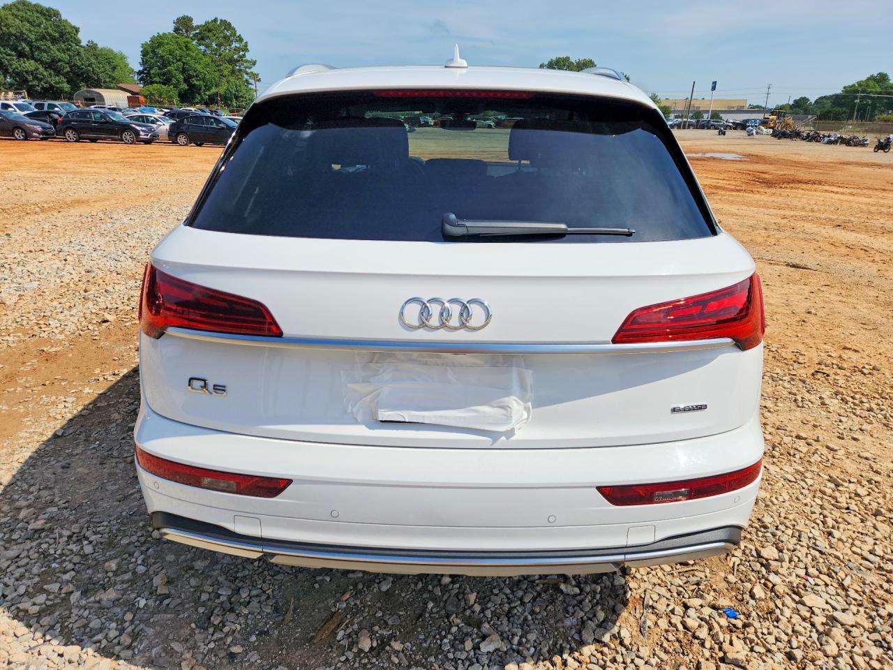 2023 AUDI Q5 quattro Premium