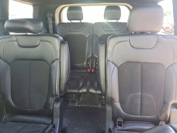2021 JEEP GRAND CHEROKEE L LAREDO 4X4