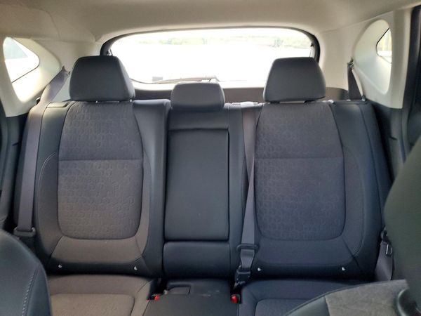 2025 KIA SELTOS S, X-Line