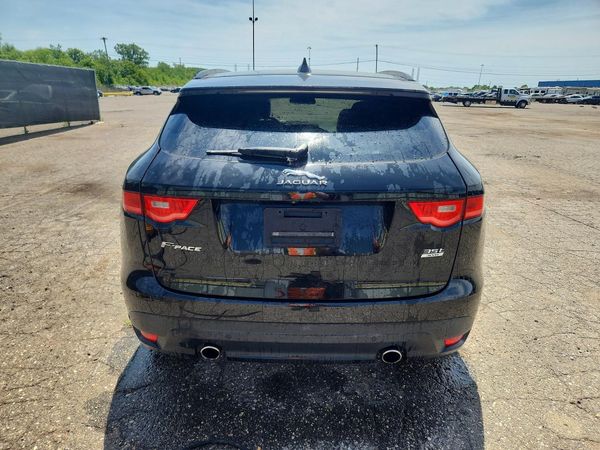 2017 JAGUAR F-PACE R-Sport