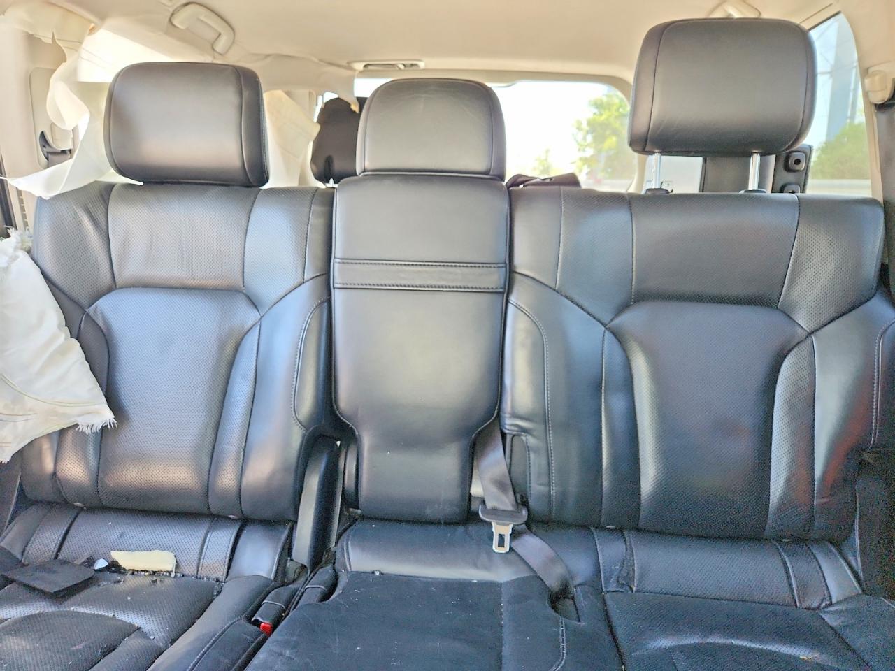 2016 LEXUS LX 570