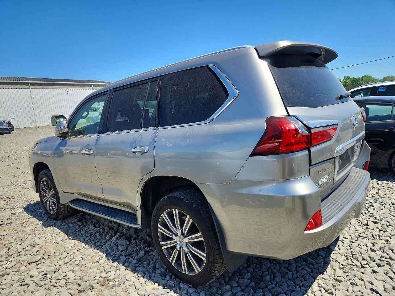 2016 LEXUS LX 570