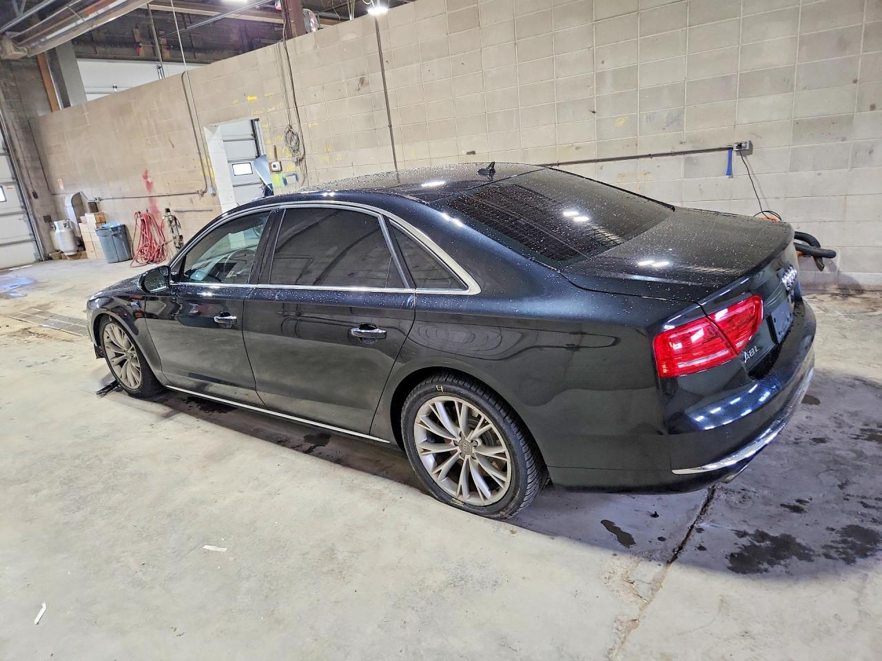 2012 AUDI A8 L