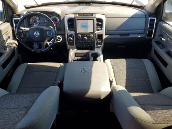 2020 RAM 1500 CLASSIC SLT