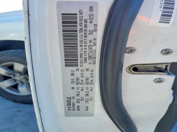 2020 RAM 1500 CLASSIC SLT