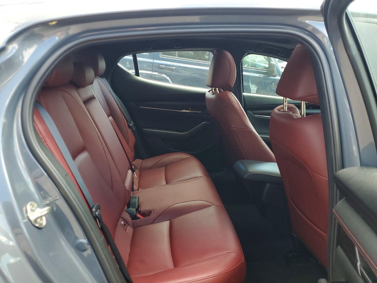 2023 MAZDA 3 Preferred Package