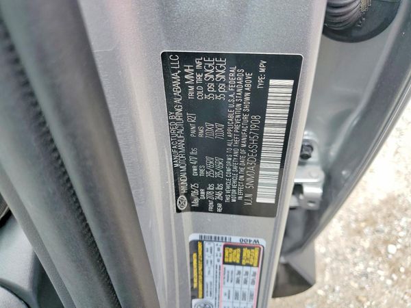 2025 HYUNDAI TUCSON SE