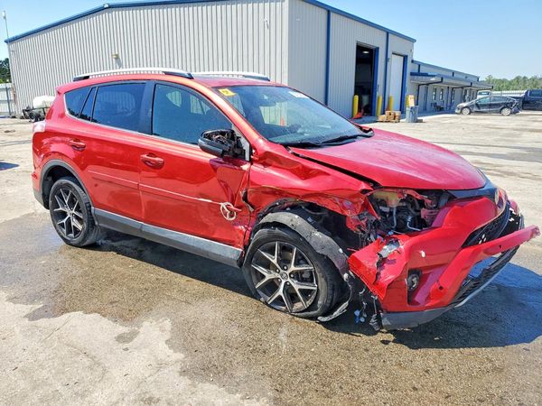 2017 TOYOTA RAV4 SE