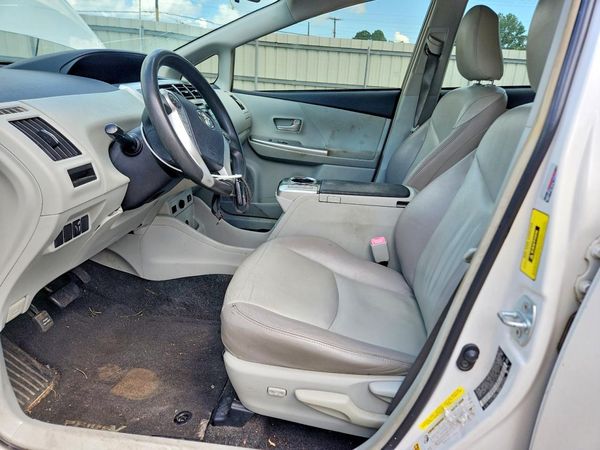2012 TOYOTA PRIUS V TH