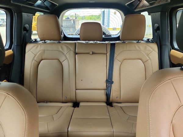 2025 LAND ROVER DEFENDER 110 S