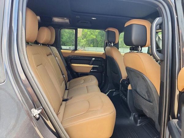 2025 LAND ROVER DEFENDER 110 S