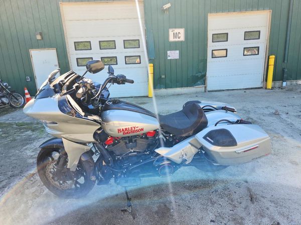 2025 HARLEY-DAVIDSON FLTRXSTSE