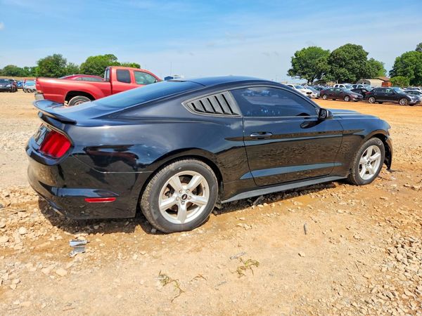 2017 FORD MUSTANG V6 Coupe