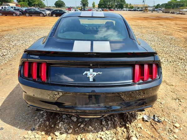 2017 FORD MUSTANG V6 Coupe