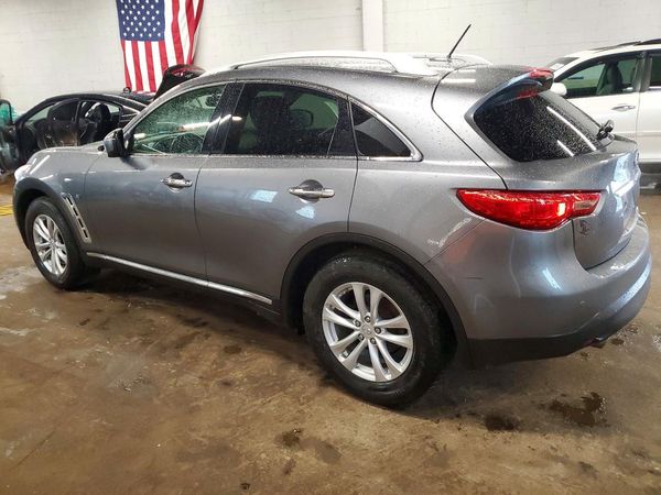 2017 INFINITI QX70