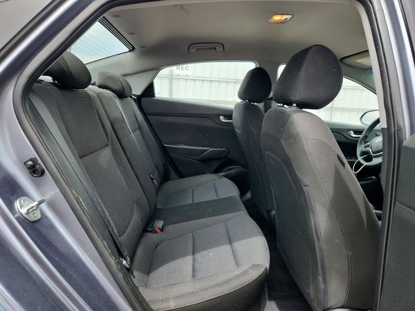 2018 HYUNDAI ACCENT SE and SEL