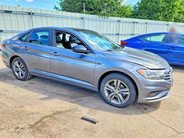 2019 VOLKSWAGEN JETTA