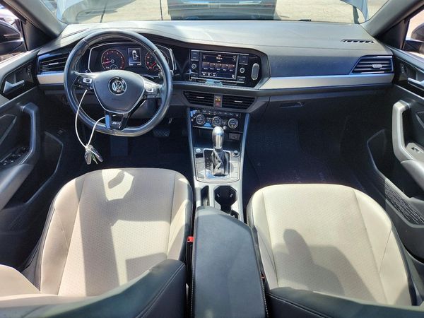 2019 VOLKSWAGEN JETTA