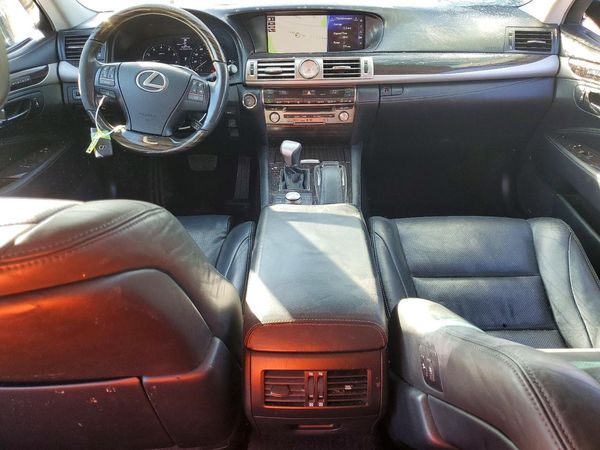 2016 LEXUS LS 460