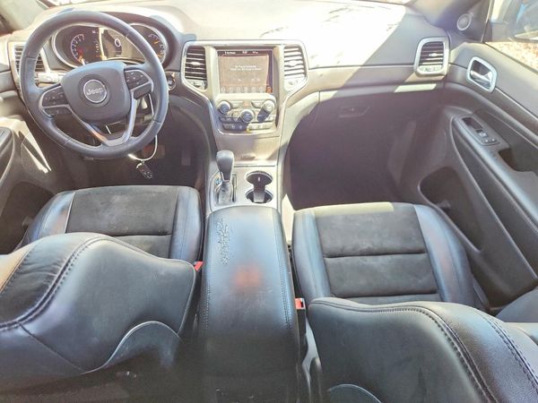 2018 JEEP GRAND CHEROKEE LAREDO 4X2