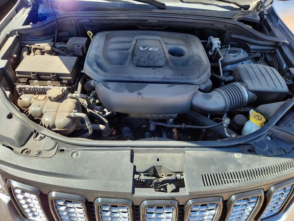 2018 JEEP GRAND CHEROKEE LAREDO 4X2