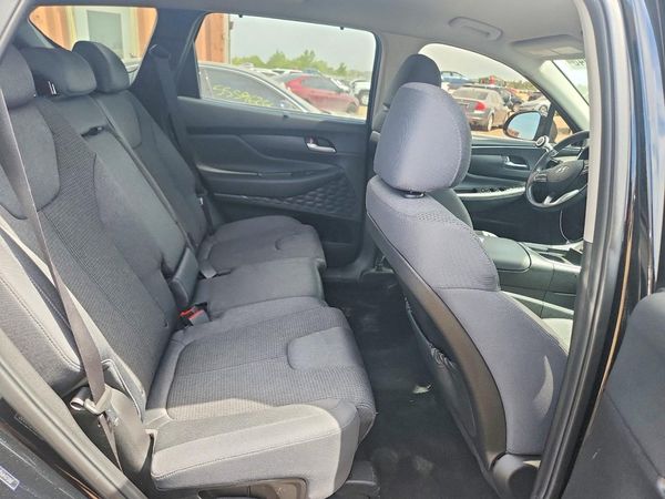 2021 HYUNDAI SANTA FE SEL w/ Convenience Pkg