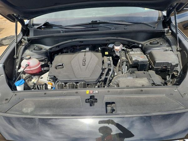 2021 HYUNDAI SANTA FE SEL w/ Convenience Pkg