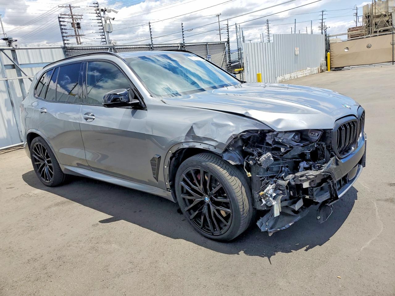 2024 BMW X5 M60i