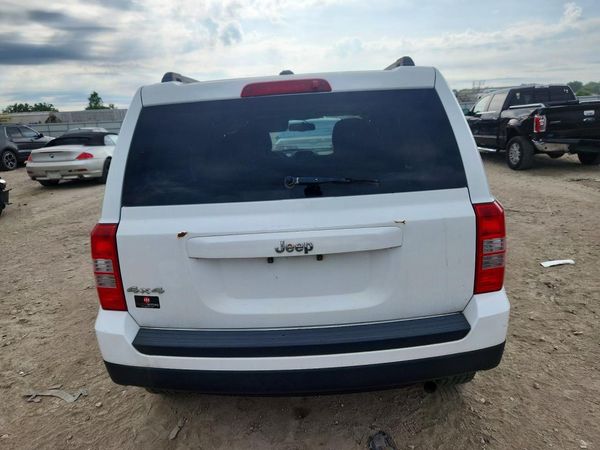 2015 JEEP PATRIOT Latitude