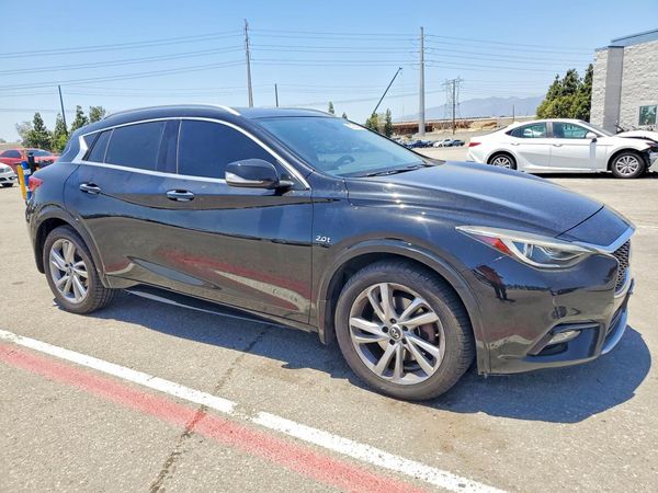2018 INFINITI QX30