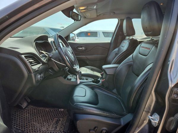 2019 JEEP CHEROKEE TRAILHAWK 4X4