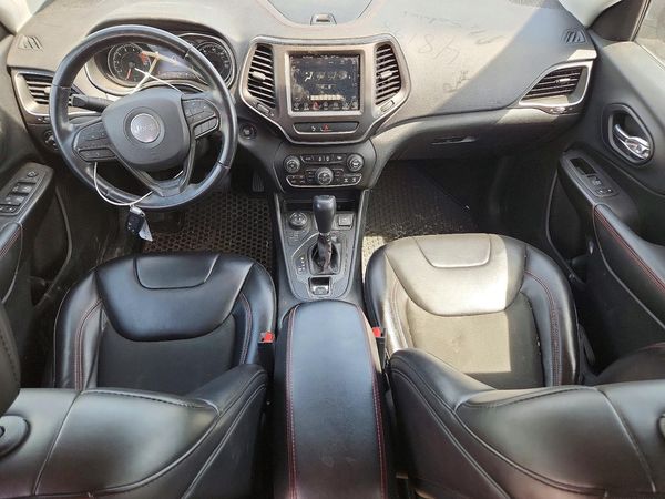 2019 JEEP CHEROKEE TRAILHAWK 4X4