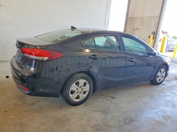 2017 KIA FORTE LX Base