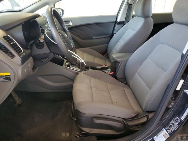 2017 KIA FORTE LX Base