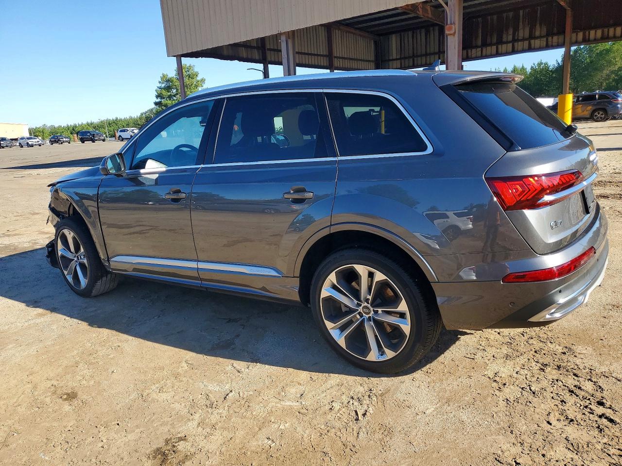 2023 AUDI Q7 quattro Premium Plus