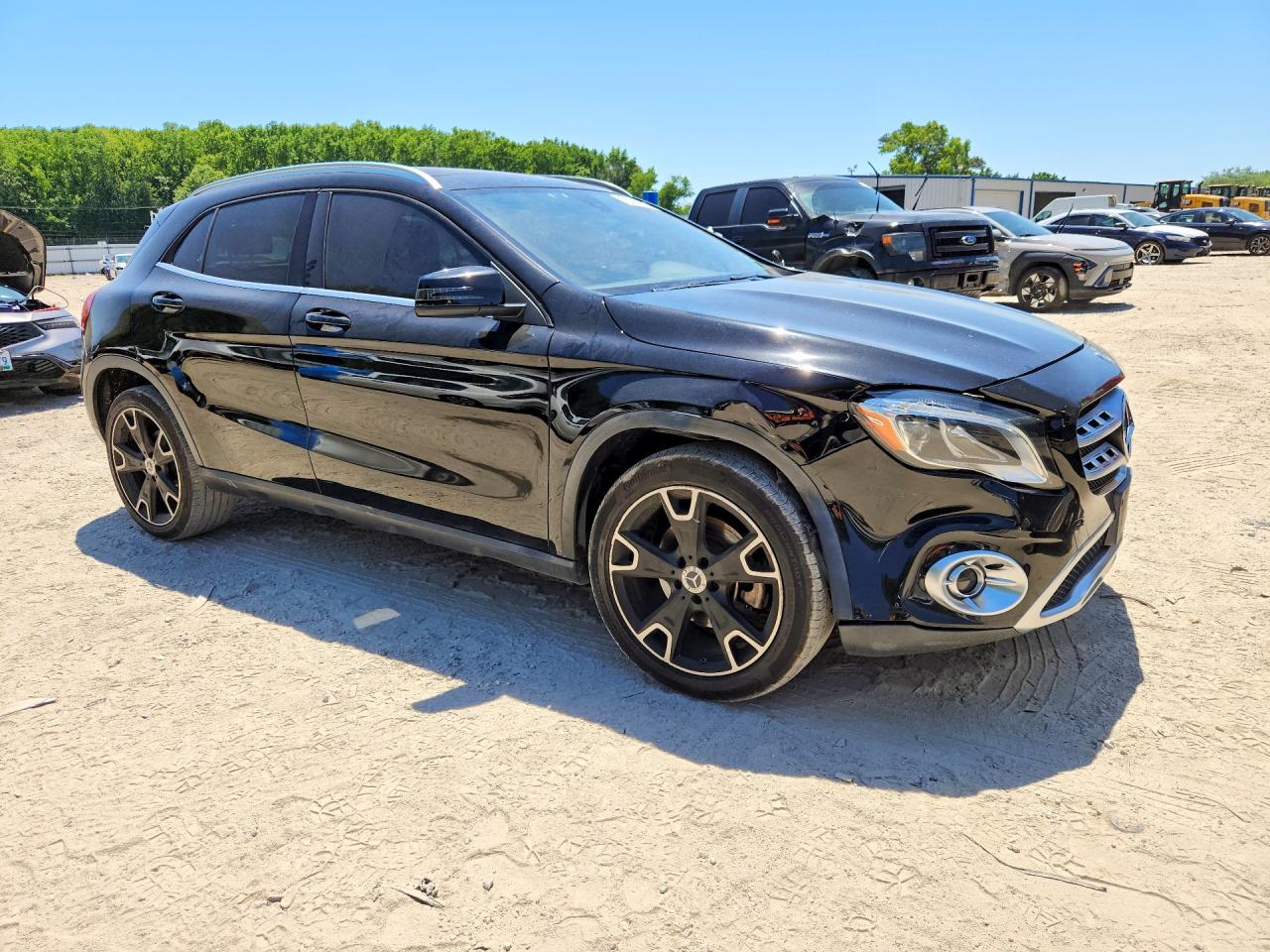 2020 MERCEDES-BENZ GLA GLA250