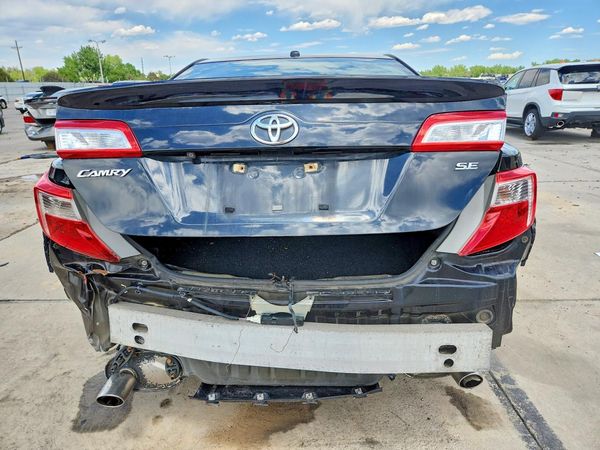 2012 TOYOTA CAMRY