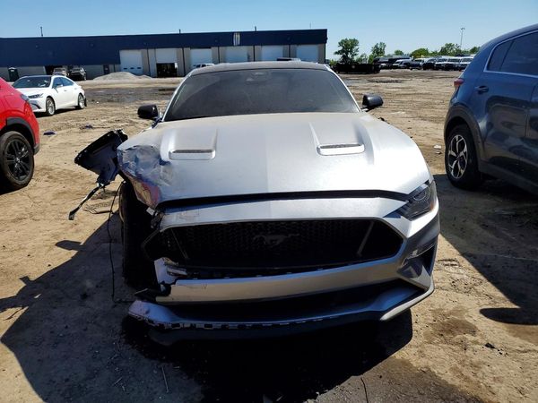 2022 FORD MUSTANG