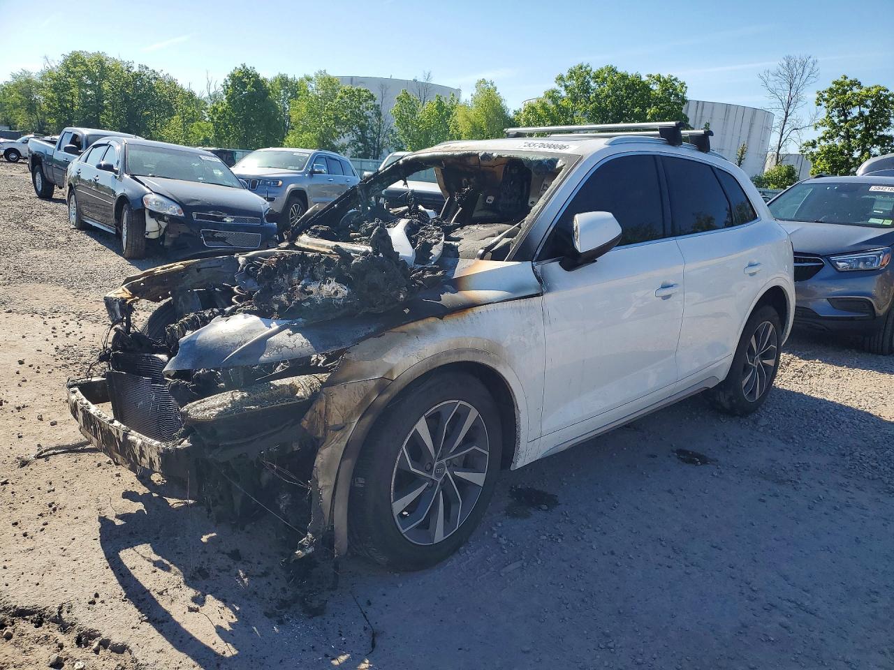 2021 AUDI Q5 quattro Premium Plus
