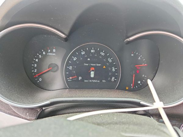 2014 KIA SORENTO Base/ LX