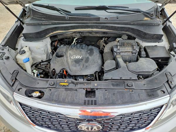 2014 KIA SORENTO Base/ LX