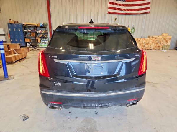 2017 CADILLAC XT5 Premium Luxury