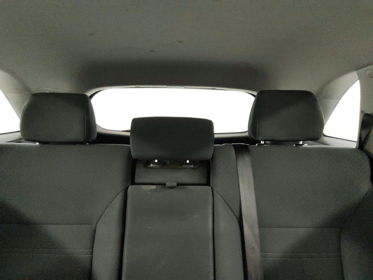 2016 KIA SORENTO L / LX