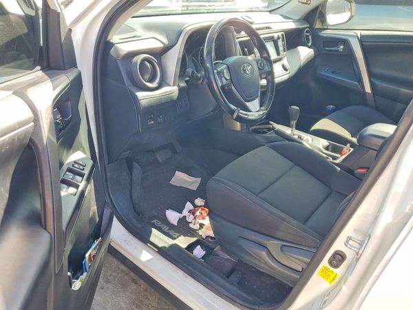 2018 TOYOTA RAV4 Adventure/XLE