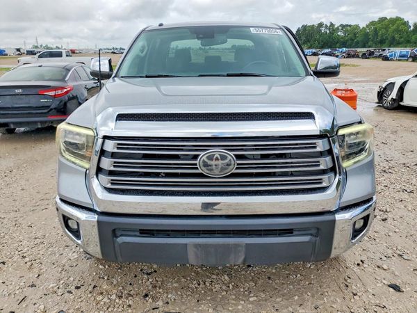 2018 TOYOTA TUNDRA